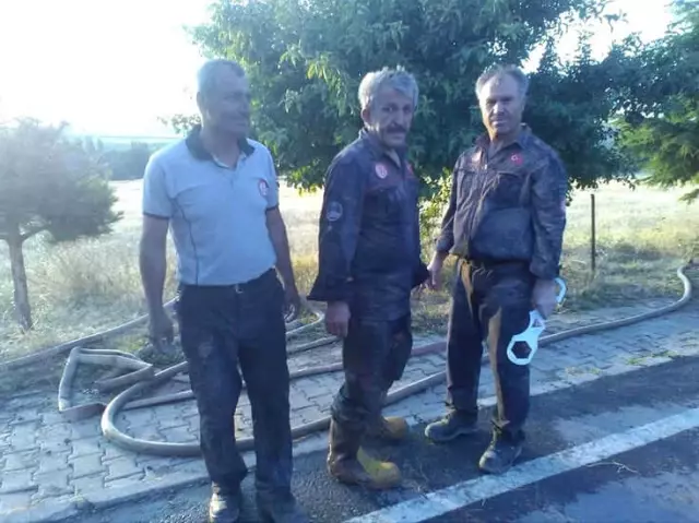 Felahiye'de 500 Dekar Alan Yanarak Kül Oldu Felahiye'de 500 Dekar Alan Yanarak Kül Oldu