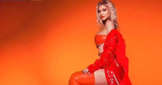 Kylie Jenner, Mark Zuckerberg'in 'En Genç Zengin' Tahtını Elinden Aldı Kylie Jenner, Mark Zuckerberg'in 'En Genç Zengin' Tahtını Elinden Aldı