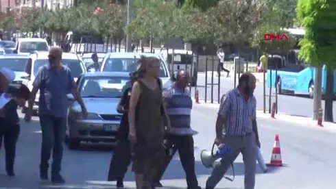 Manisa Madenci Aileleri Soma'dan 'Adalet' Yolculuğuna Çıktı Manisa Madenci Aileleri Soma'dan 'Adalet' Yolculuğuna Çıktı