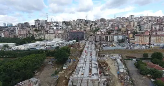 Metro İnşaatında Yüksekten Düşen İşçi Öldü