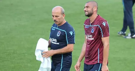 Trabzonspor'un Golcüsü Burak Yılmaz'ın Sakatlığı Teknik Heyeti Korkuttu