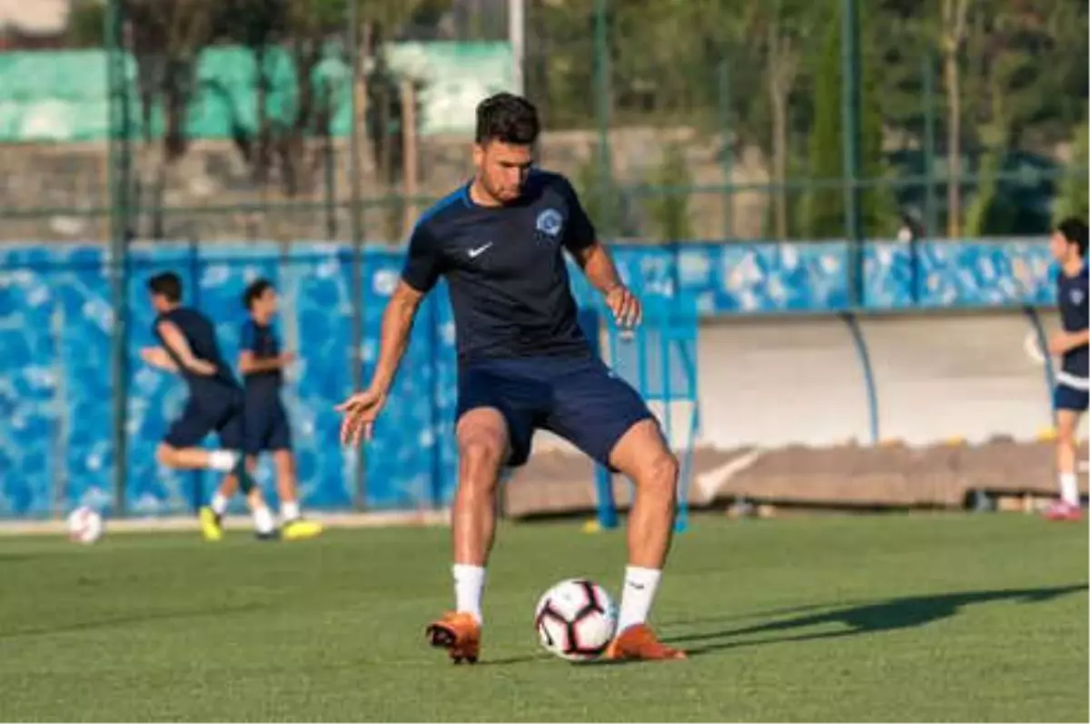Trezeguet, Kasımpaşa Antrenmanında Yer Aldı
