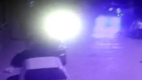 Park Etme Meselesi Yüzünden Çıkan Silahlı Kavga Kamerada