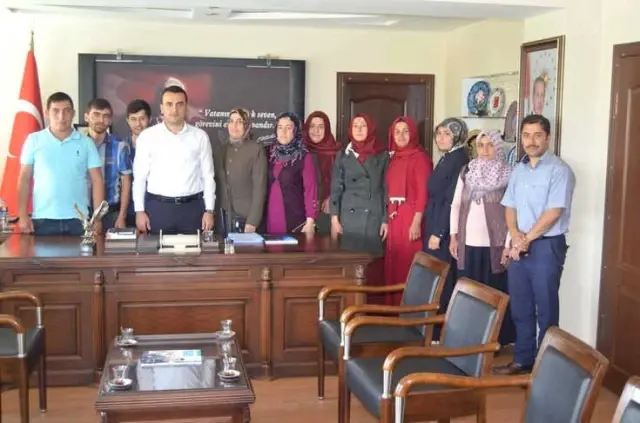 Altıntaş'ta 20 Genç ile Çiftçi Hibe Sözleşmesi İmzalandı