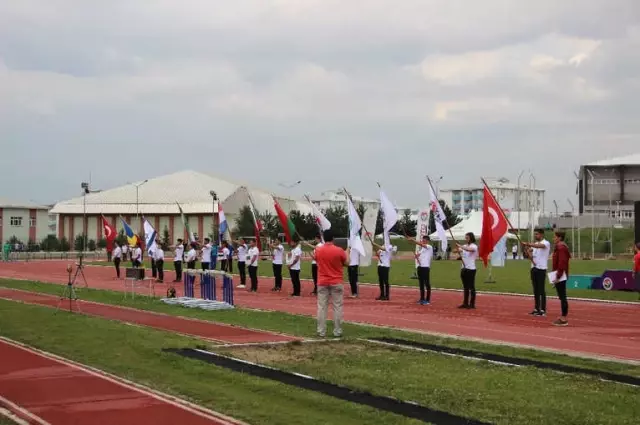 Atletizm 4. Uluslararası Sprint ve Bayrak Yarışmaları Kupası Erzurum'da Başladı