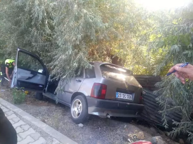 Bingöl'de Trafik Kazası: 2 Yaralı