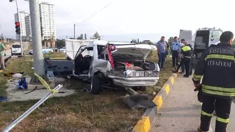 Emniyet Kemeri Takılı Olmayan Sürücü, Kazada, Araçtan Fırlayıp Öldü