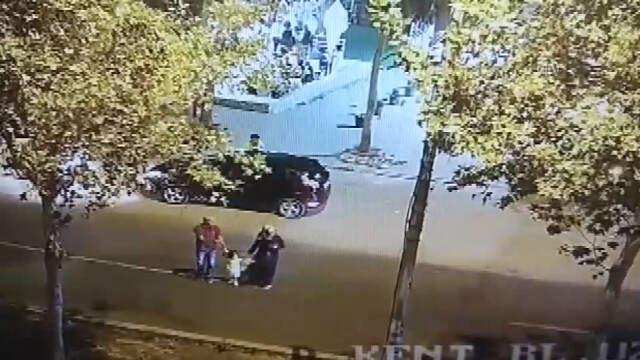 Feci Kaza! Hızla Gelen Otomobil, Babasının Elini Tutan Kızı Hayattan Kopardı