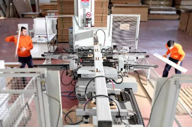 Mobilya Sektörü Kendi Ustasını Kendi Yetiştirecek Haberler Ekonomi