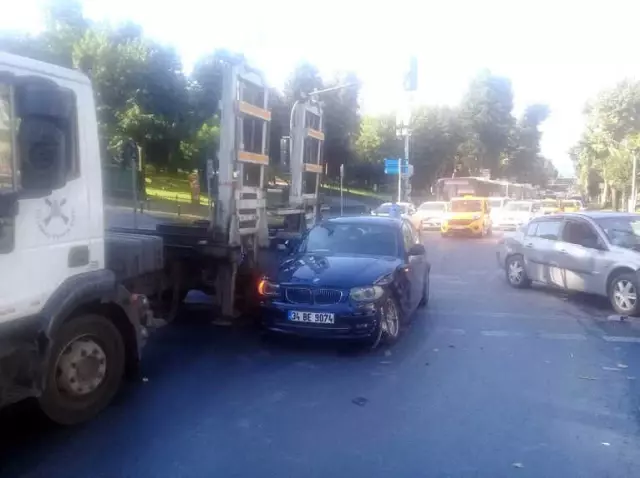 Kaza Yapan Ehliyetsiz Sürücünün Pişkinliği Pes Dedirtti