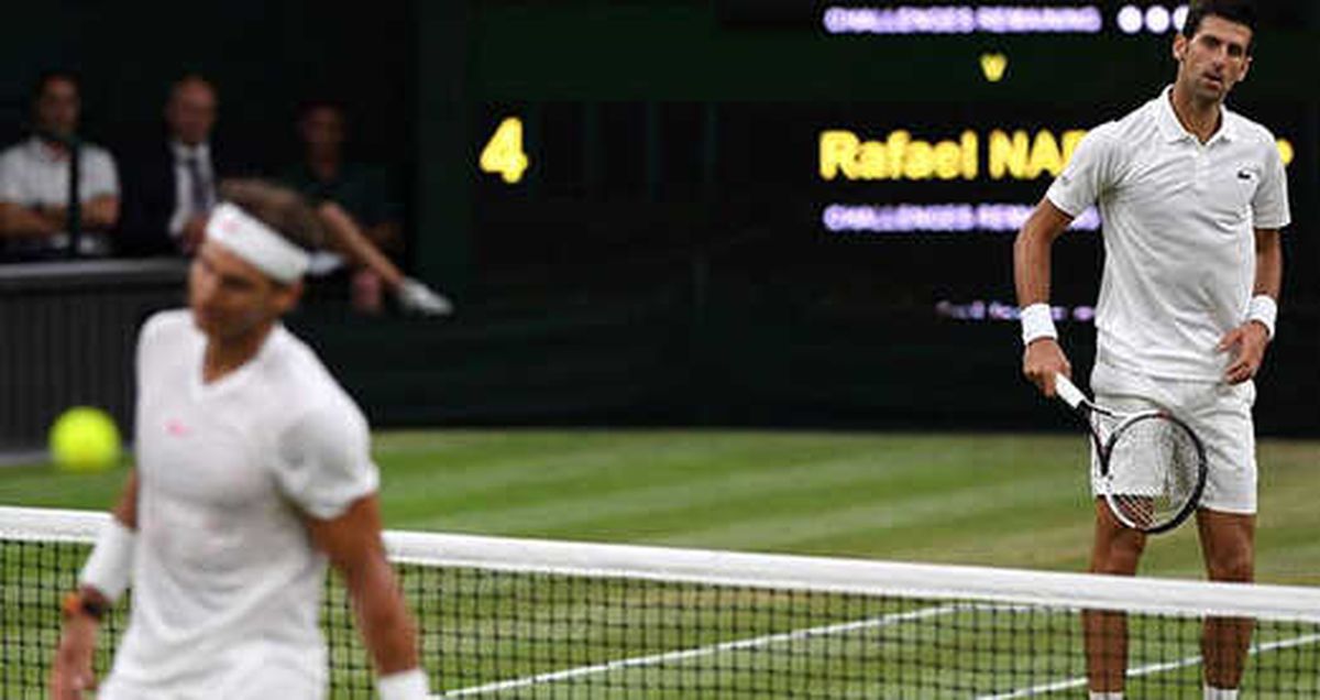 Wimbledon'da Djokovic-Nadal Maçı, Saat Kuralı Nedeniyle Ertelendi