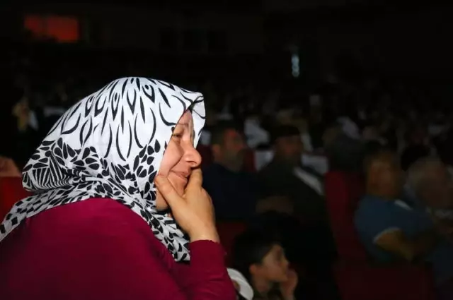 15 Temmuz Destanını Anlatan 'Seladan Felaha' İzleyici ile Buluştu 15 Temmuz Destanını Anlatan 'Seladan Felaha' İzleyici ile Buluştu