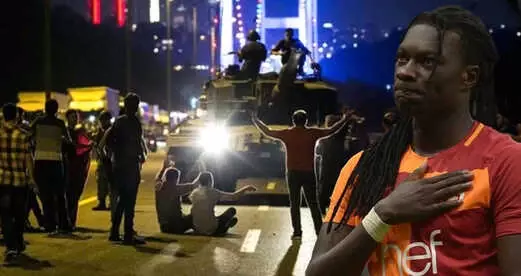 Galatasaraylı Bafetimbi Gomis: Bugün Benim Türk Kardeşlerim İçin Çok Önemli Bir Gün
