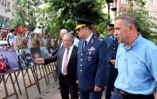 İha, Kütahya'da 15 Temmuz Sergisi Açtı İha, Kütahya'da 15 Temmuz Sergisi Açtı