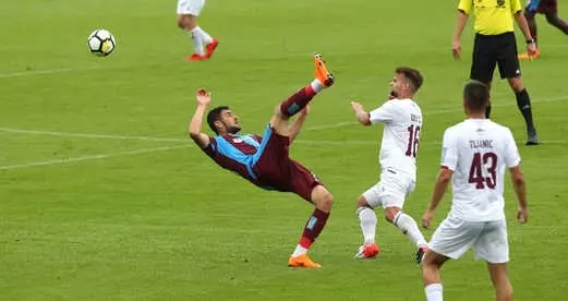 Trabzonspor, Slovenya Takımı Kranj'ı 2 Golle Geçti