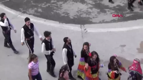 Bursa İnegöl'de Festival Coşkusu Bursa İnegöl'de Festival Coşkusu