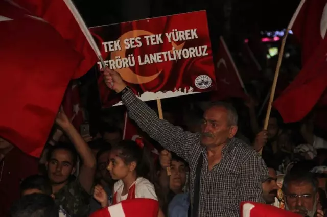 Elazığ'da 15 Temmuz Etkinlikleri Elazığ'da 15 Temmuz Etkinlikleri