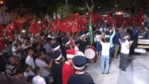 Elazığ'da 15 Temmuz Nöbeti Elazığ'da 15 Temmuz Nöbeti