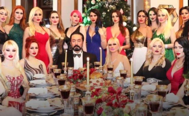 Eski kedicikten canlı yayında flaş açıklamalar!