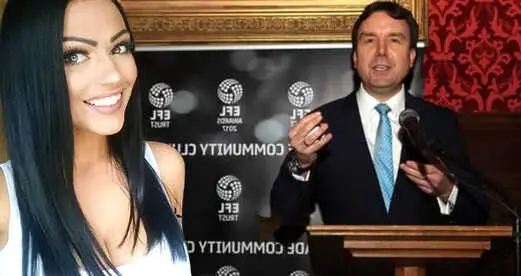 Evli Bakanın Kadınları Taciz Ettiği Mesajlar Ortaya Çıktı