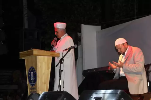 Kütahyalılar, 15 Temmuz'un İkinci Yıl Dönümünde Zafer Meydanı'nda Buluştu Kütahyalılar, 15 Temmuz'un İkinci Yıl Dönümünde Zafer Meydanı'nda Buluştu