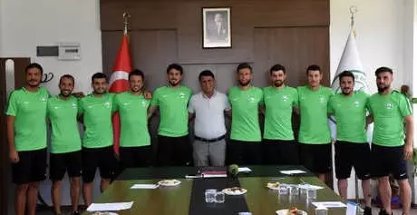 Sivas Belediyespor 11 Futbolcuyu Kadrosuna Kattı