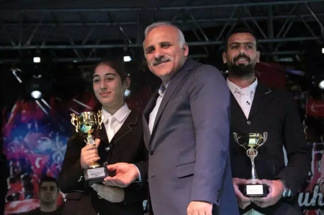 Van'da 15 Temmuz Demokrasi ve Milli Birlik Günü Van'da 15 Temmuz Demokrasi ve Milli Birlik Günü