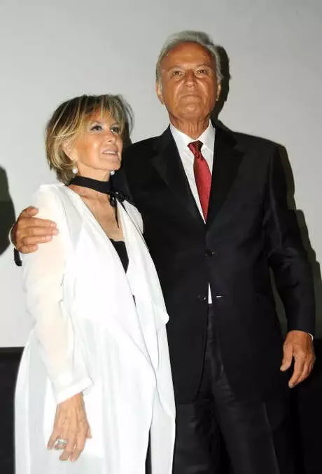 Yalova'da Nostaljik Sinema Günlerinde Filiz Akın ve Ediz Hun'a Yoğun İlgi Yalova'da Nostaljik Sinema Günlerinde Filiz Akın ve Ediz Hun'a Yoğun İlgi