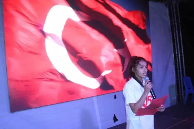 Yavuzeli'nde 15 Temmuz 2. Yıl Dönümü Kutlamaları Yavuzeli'nde 15 Temmuz 2. Yıl Dönümü Kutlamaları