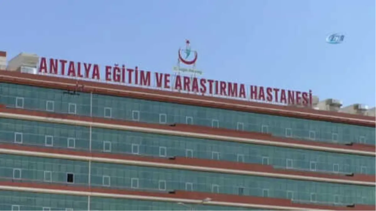 Aref, Hastaneye Gitmek İçin 5 Saat Beklemiş