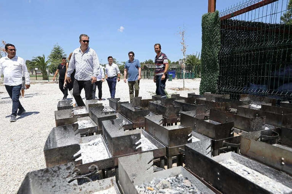 Buca Gölet'te Mangal Keyfi