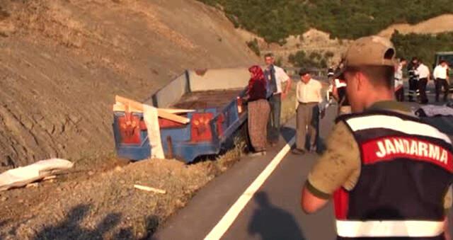 Katliam Gibi Kaza! Traktör Devrildi: 4 Ölü, 22 Yaralı
