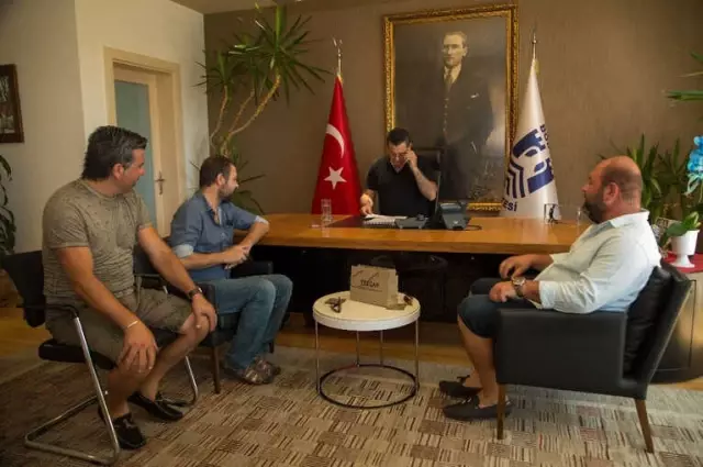 Nejat İşler, Gümüşlükspor'a Asbaşkan Oldu Nejat İşler, Gümüşlükspor'a Asbaşkan Oldu