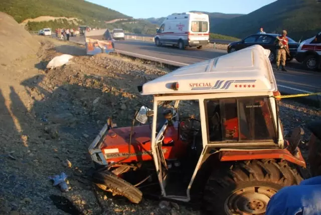 Tokat'ta Traktör Şarampole Yuvarlandı: 3 Ölü, 32 Yaralı