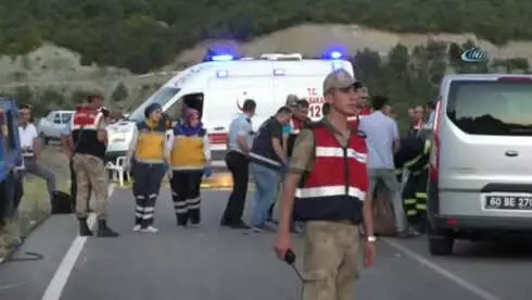 Tokat'ta Traktör Şarampole Yuvarlandı: 4 Ölü, 22 Yaralı