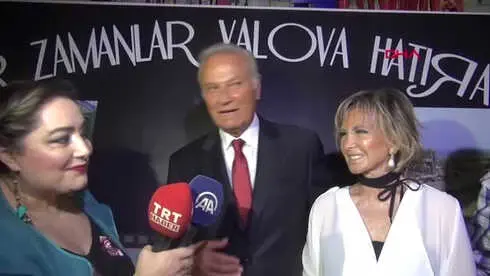 Yalova'da Nostaljik Sinema Günlerinde Filiz Akın ve Ediz Hun'a Yoğun İlgi Hd Yalova'da Nostaljik Sinema Günlerinde Filiz Akın ve Ediz Hun'a Yoğun İlgi Hd