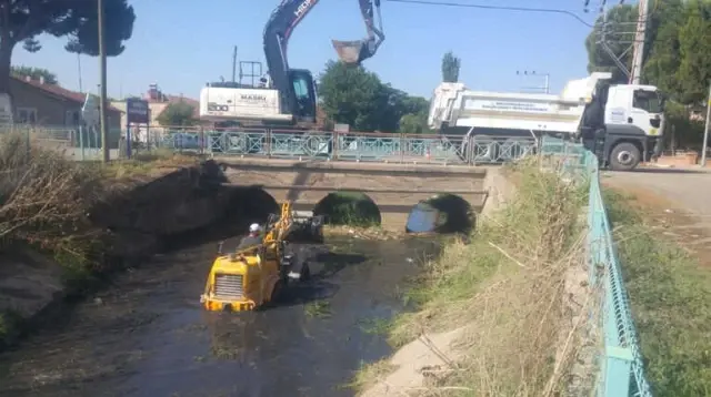 Hacırahmanlı'da Taşkın Tehlikesi Ortadan Kalktı