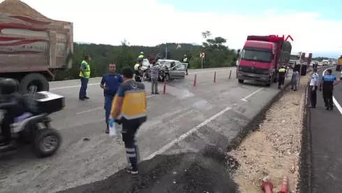 Karabük Otomobil Hafriyat Kamyonuna Çarptı 1 Ölü, 1 Yaralı Hd Karabük Otomobil Hafriyat Kamyonuna Çarptı 1 Ölü, 1 Yaralı Hd