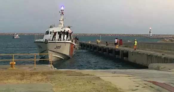 KKTC Açıklarında Batan Tekneden Kurtarılan 102 Göçmen ve 19 Cenaze Mersin'e Getirildi