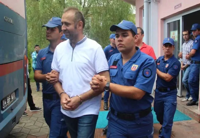 Bolu'da Fetö'nün Emniyet Yapılanması Davasında Karar Verildi Bolu'da Fetö'nün Emniyet Yapılanması Davasında Karar Verildi