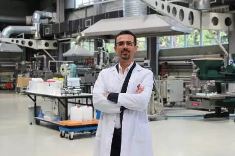 Cam Su Şişelerinde Alüminyum Kapak Tehlikesi