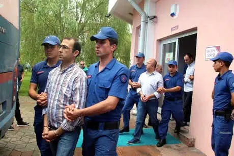 Fetö'nün Bolu Emniyet Müdürlüğü Yapılanması Davasında Karar Fetö'nün Bolu Emniyet Müdürlüğü Yapılanması Davasında Karar