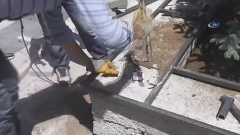 Malazgirt İlçesi Kayyumla Birlikte Hizmetle Tanıştı Malazgirt İlçesi Kayyumla Birlikte Hizmetle Tanıştı