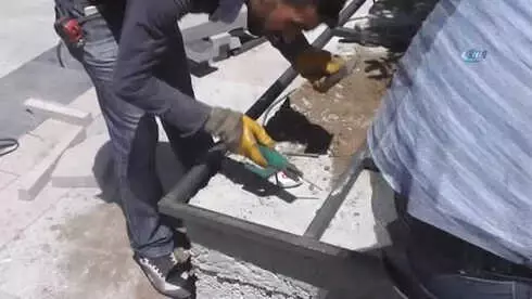 Malazgirt İlçesi Kayyumla Birlikte Hizmetle Tanıştı Malazgirt İlçesi Kayyumla Birlikte Hizmetle Tanıştı