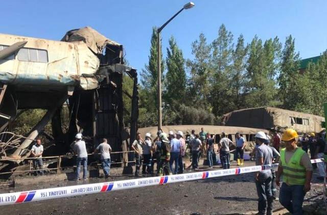 Son Dakika! Yatağan Termik Santrali'nin Kömür Bandı Çöktü: 2 İşçi Göçük Altında, 9 Yaralı