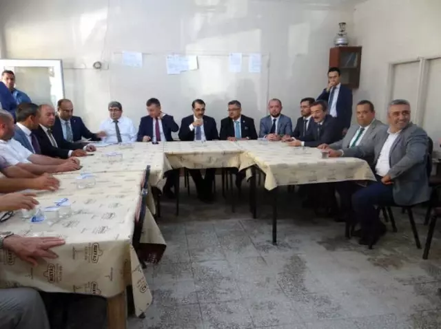 Bakan Dönmez, Memleketi Gölpazarı'nda Dualarla ve Kurban Kesilerek Karşılandı