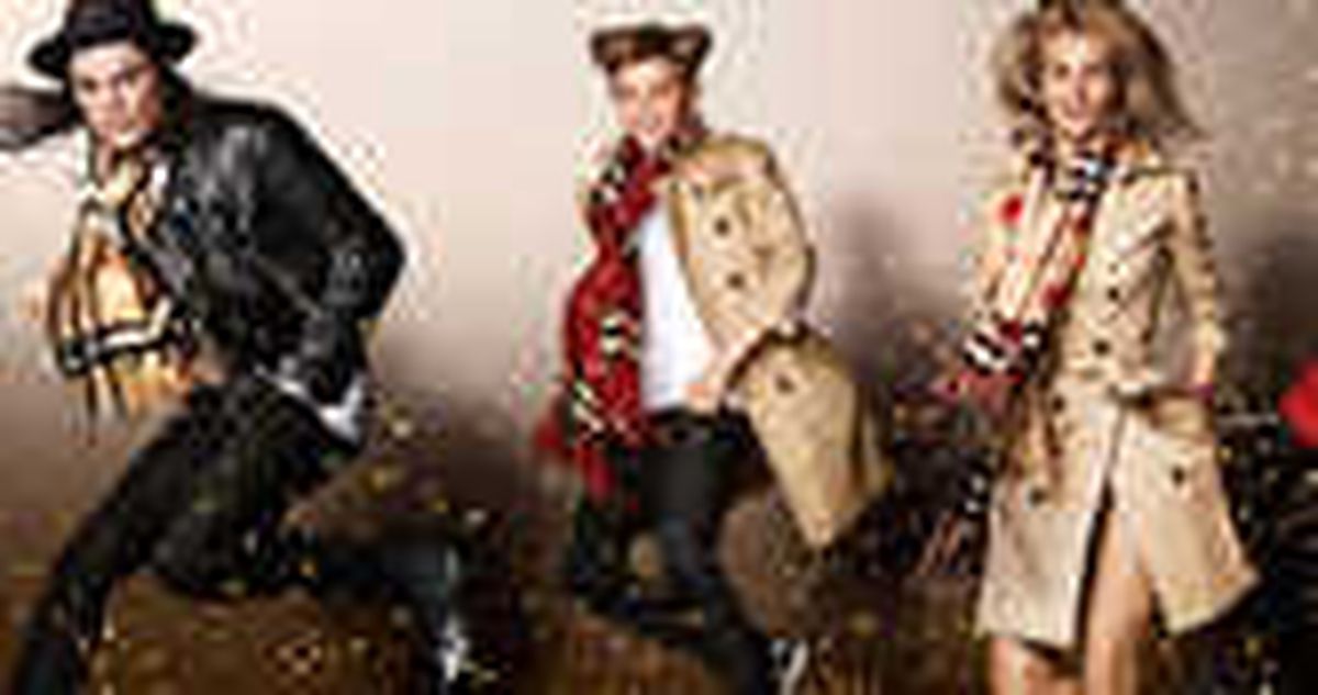 Burberry, Ürünlerini İndirimli Satmamak İçin Yaktı