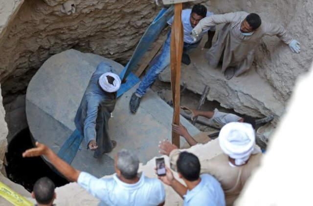 Büyük İskender'e Ait Olduğu Söylenen 2 Bin 500 Yıllık Lahitin İçinden Çıkan 3 Mumya Şaşkına Çevirdi