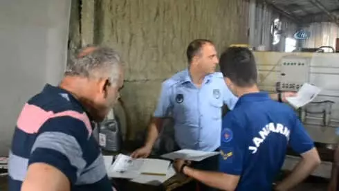 Dilovası'nda 5.5 Ton Kaçak On Numara Yağ Ele Geçirildi