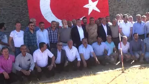 AK Parti Muş Milletvekili Şimşek'in Köy Ziyaretleri AK Parti Muş Milletvekili Şimşek'in Köy Ziyaretleri